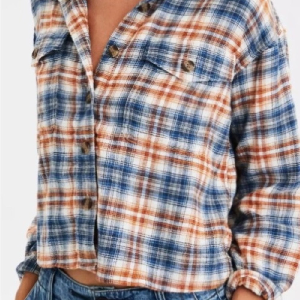 American Eagle Cropped Button-Up Flannel